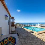 Casa Gudrun Holiday home